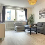 Central And Spacious Apartment For 4